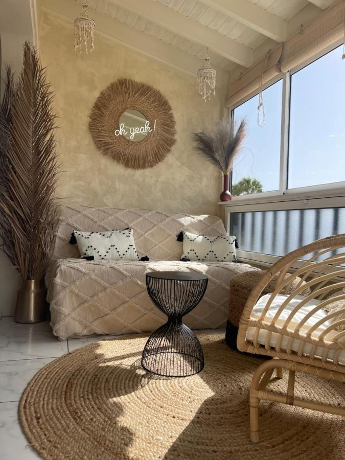 Boho Style Bungalow With Ocean View Моган Экстерьер фото